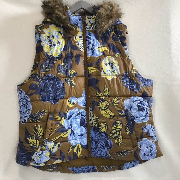 aerie Jackets & Blazers - Offline by Aerie blue brown floral puffer vest size XXL